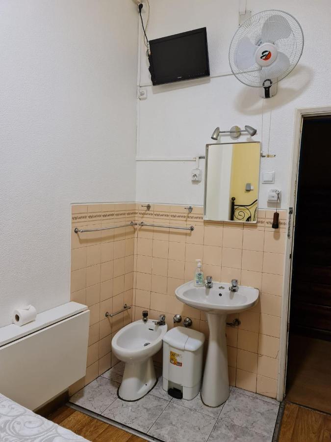 Pensao Residencial Flor Dos Cavaleiros Lisboa