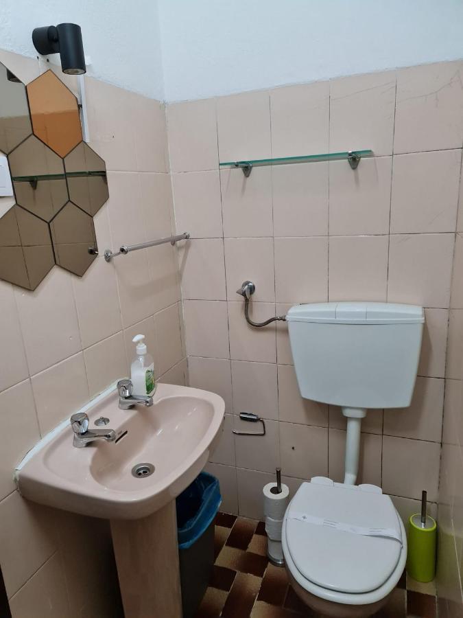 Casa de hóspedes Pensao Residencial Flor Dos Cavaleiros 2*