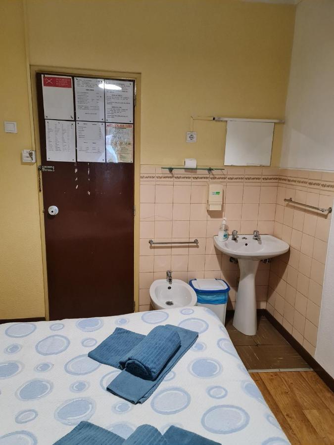 Casa de hóspedes Pensao Residencial Flor Dos Cavaleiros 2*